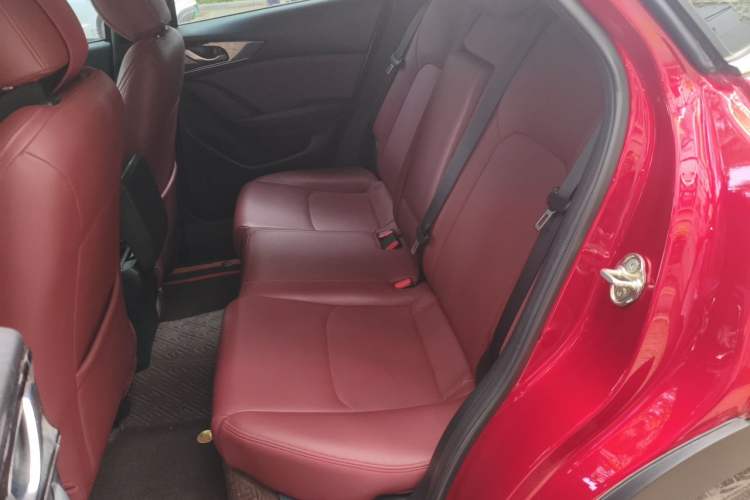 Used Mazda CX-4 2021 2.0L Automatic Two-Wheel Drive Blue Sky Youth Edition Left Rear Seat