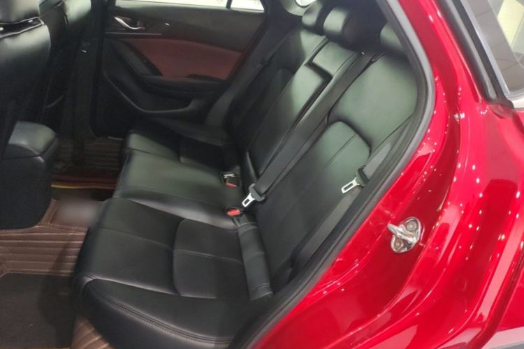 Used Mazda CX-4 2021 2.0L Automatic Two-Wheel Drive Blue Sky Dynamic Edition Left Rear Seat