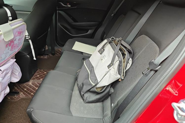 Used Mazda CX-4 2021 2.0L Automatic Two-Wheel Drive Blue Sky Dynamic Edition Left Rear Seat