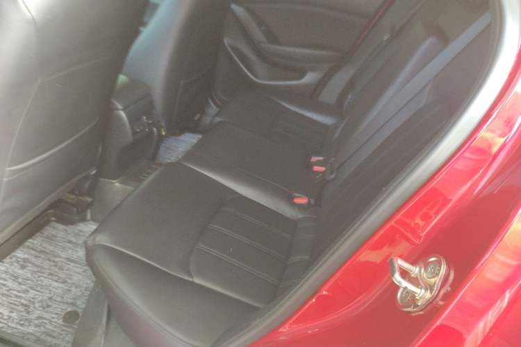 Used Mazda CX-4 2021 2.0L Automatic Two-Wheel Drive Blue Sky Dynamic Edition Left Rear Seat