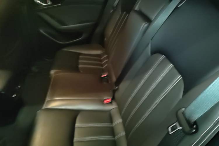 Used Mazda CX-4 2021 2.0L Automatic Two-Wheel Drive Blue Sky Exploration Edition Left Rear Seat