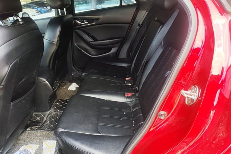 Used Mazda CX-4 2021 2.0L Automatic Two-Wheel Drive Blue Sky Dynamic Edition Left Rear Seat