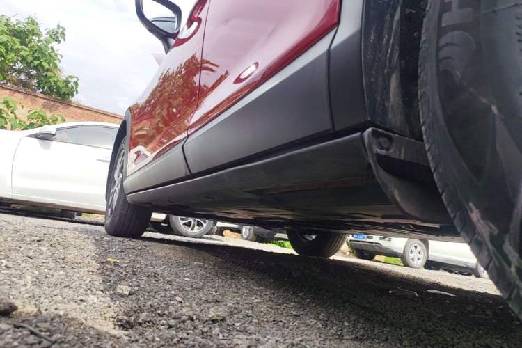 Used Mazda CX-4 2021 2.0L Automatic Two-Wheel Drive Blue Sky Exploration Edition Left Side Sill
