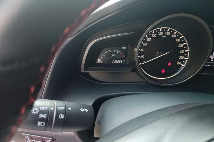 Used Mazda CX-4 2021 2.0L Automatic Two-Wheel Drive Blue Sky Exploration Edition Odometer Close Up