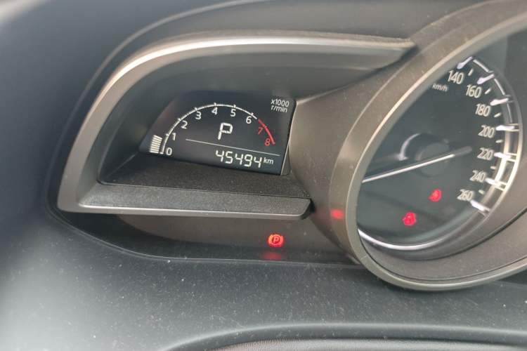 Used Mazda CX-4 2021 2.0L Automatic Two-Wheel Drive Blue Sky Exploration Edition Odometer Close Up