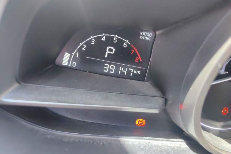 Used Mazda CX-4 2021 2.0L Automatic Two-Wheel Drive Blue Sky Dynamic Edition Odometer Close Up