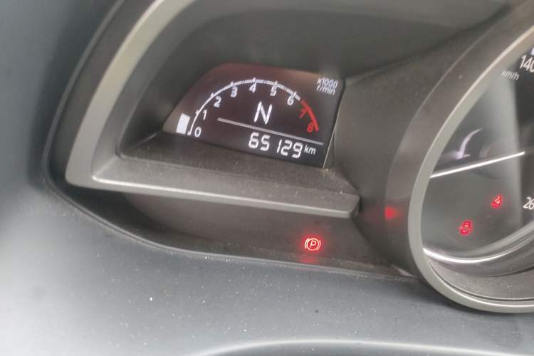 Used Mazda CX-4 2021 2.0L Automatic Two-Wheel Drive Blue Sky Dynamic Edition Odometer Close Up