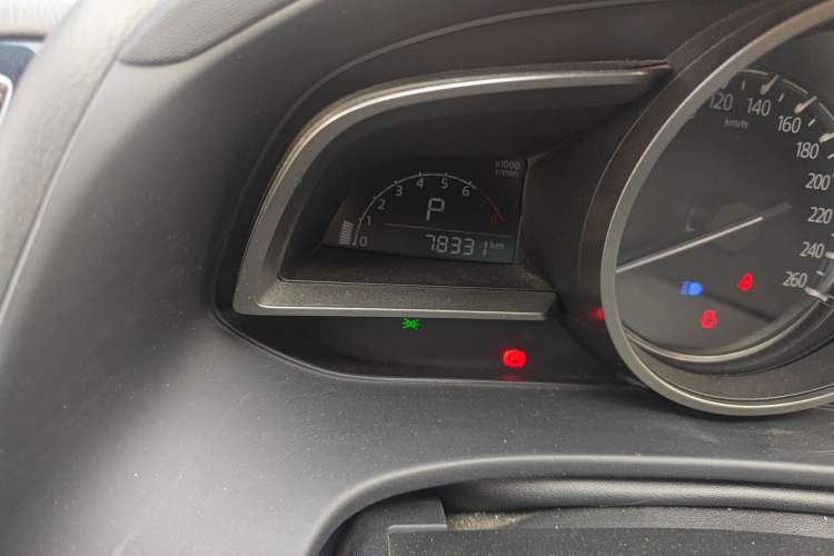 Used Mazda CX-4 2021 2.0L Automatic Two-Wheel Drive Blue Sky Dynamic Edition Odometer Close Up