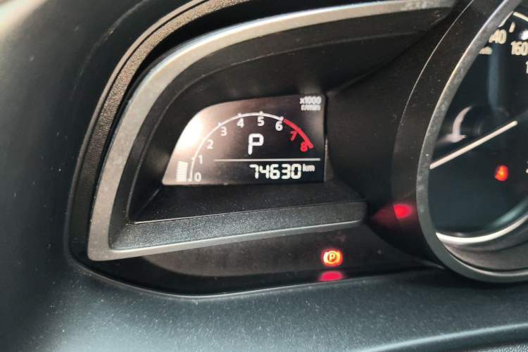 Used Mazda CX-4 2021 2.5L Automatic 2WD Sky-Drive Fun Edition Odometer Close Up