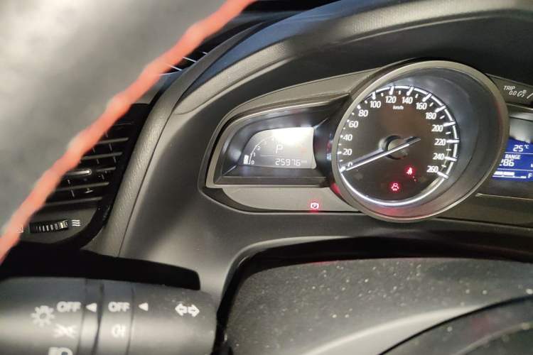 Used Mazda CX-4 2021 2.0L Automatic Two-Wheel Drive Blue Sky Dynamic Edition Odometer Close Up