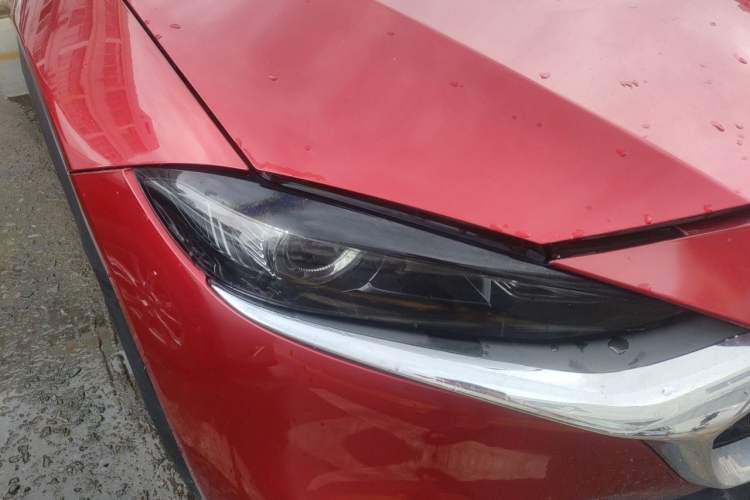 Used Mazda CX-4 2021 2.0L Automatic Two-Wheel Drive Blue Sky Dynamic Edition Right Front Headlight