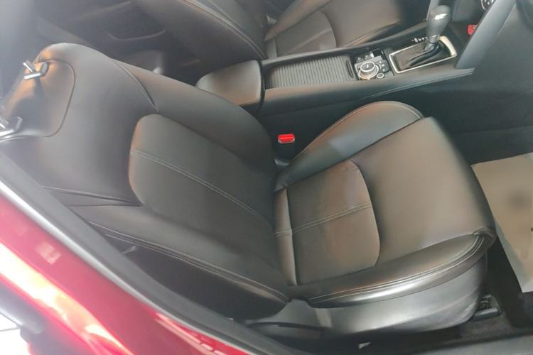 Used Mazda CX-4 2021 2.0L Automatic Two-Wheel Drive Blue Sky Dynamic Edition Right Front Seat
