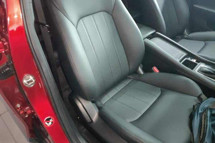 Used Mazda CX-4 2021 2.0L Automatic Two-Wheel Drive Blue Sky Dynamic Edition Right Front Seat