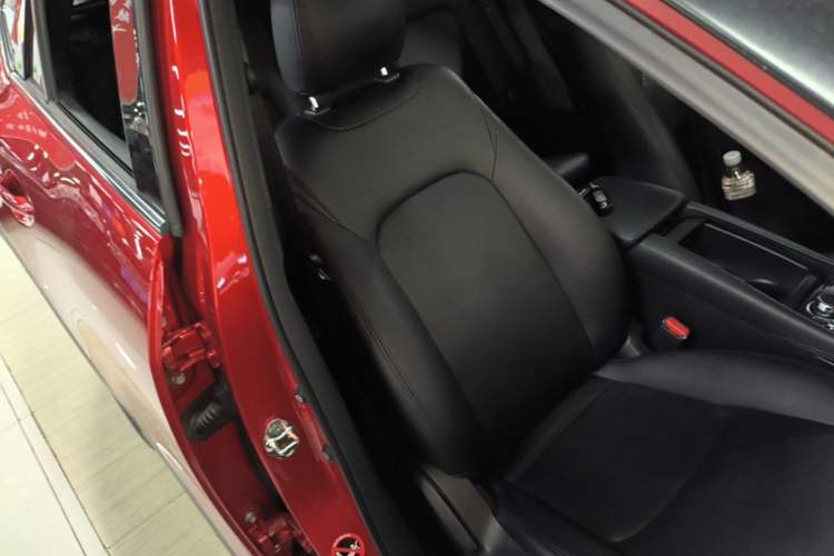 Used Mazda CX-4 2021 2.0L Automatic Two-Wheel Drive Blue Sky Exploration Edition Right Front Seat