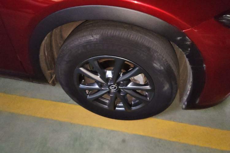 Used Mazda CX-4 2021 2.0L Automatic Two-Wheel Drive Blue Sky Luxury Edition Right Front Wheel Hub