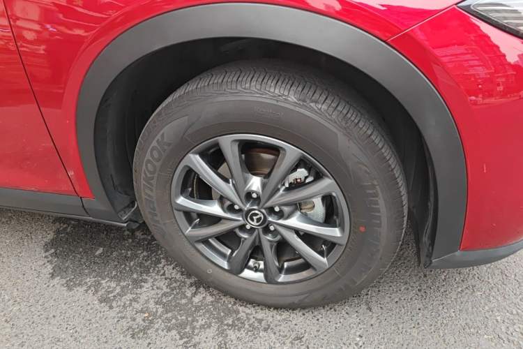 Used Mazda CX-4 2021 2.0L Automatic Two-Wheel Drive Blue Sky Dynamic Edition Right Front Wheel Hub