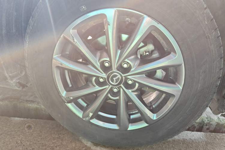 Used Mazda CX-4 2021 2.0L Automatic Two-Wheel Drive Blue Sky Dynamic Edition Right Front Wheel Hub