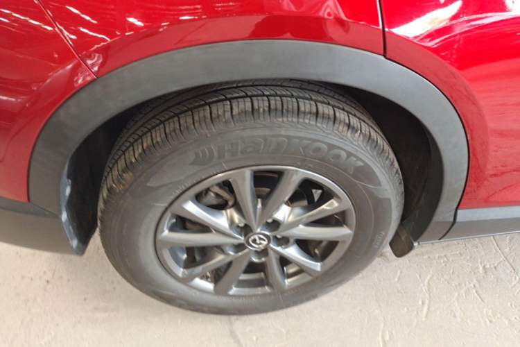 Used Mazda CX-4 2021 2.0L Automatic Two-Wheel Drive Blue Sky Dynamic Edition Right Rear Wheel Hub