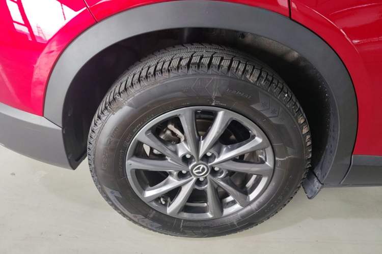 Used Mazda CX-4 2021 2.0L Automatic Two-Wheel Drive Blue Sky Dynamic Edition Right Rear Wheel Hub