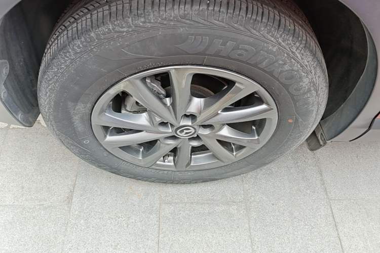 Used Mazda CX-4 2021 2.0L Automatic Two-Wheel Drive Blue Sky Dynamic Edition Right Rear Wheel Hub