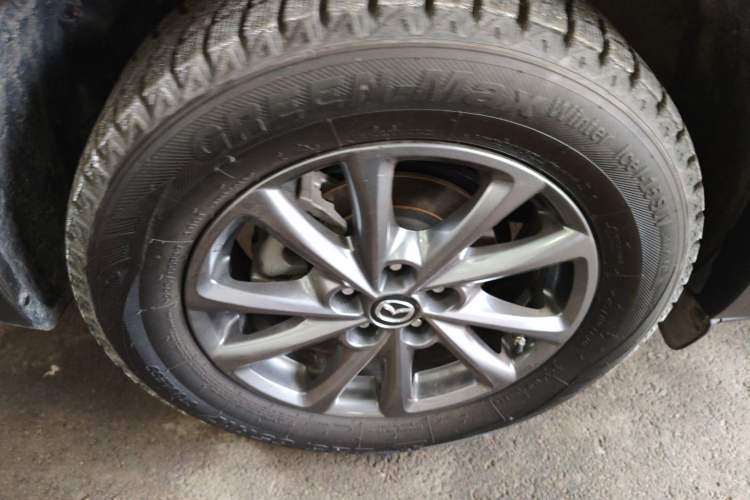 Used Mazda CX-4 2021 2.0L Automatic Two-Wheel Drive Blue Sky Dynamic Edition Right Rear Wheel Hub