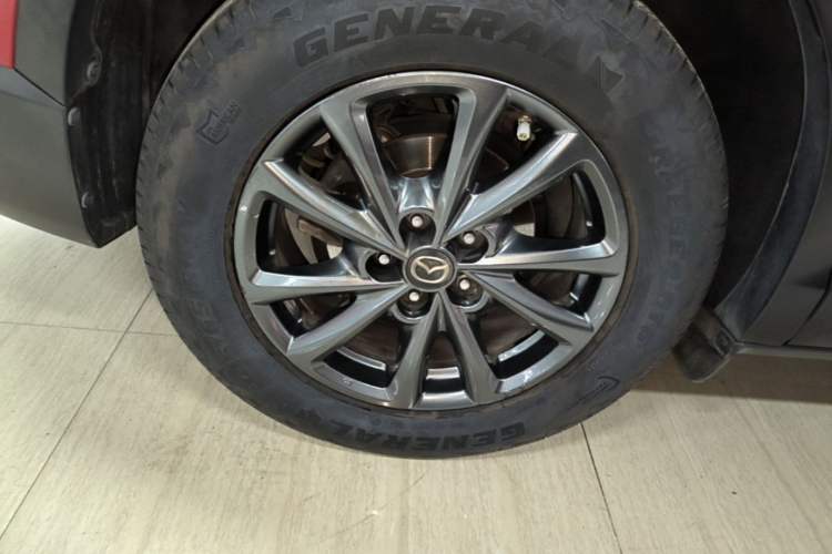 Used Mazda CX-4 2021 2.0L Automatic Two-Wheel Drive Blue Sky Exploration Edition Right Rear Wheel Hub