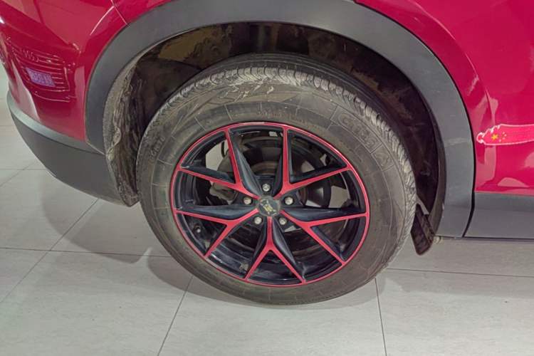 Used Mazda CX-4 2021 2.0L Automatic Two-Wheel Drive Blue Sky Dynamic Edition Right Rear Wheel Hub