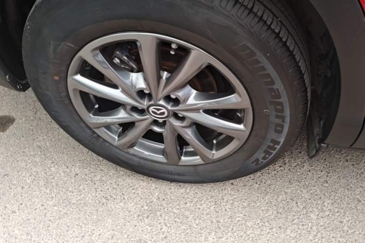 Used Mazda CX-4 2021 2.0L Automatic Two-Wheel Drive Blue Sky Exploration Edition Right Rear Wheel Hub
