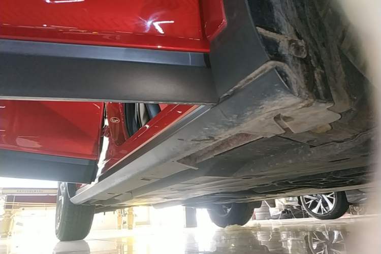 Used Mazda CX-4 2021 2.0L Automatic Two-Wheel Drive Blue Sky Dynamic Edition Right Side Sill