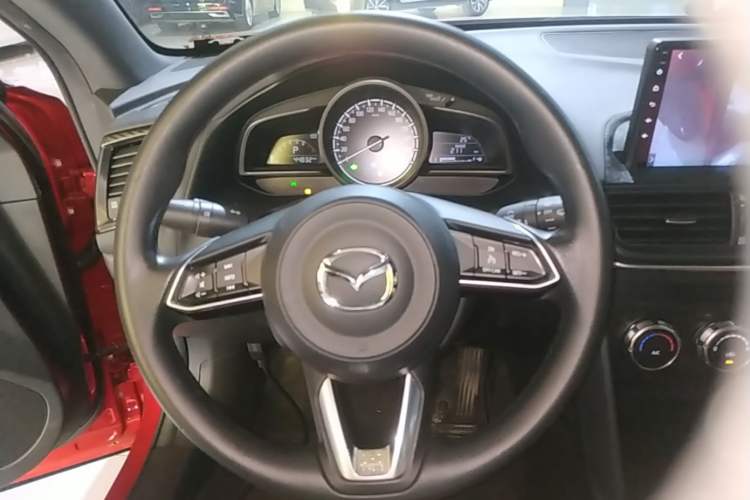 Used Mazda CX-4 2021 2.0L Automatic Two-Wheel Drive Blue Sky Dynamic Edition Steering Wheel