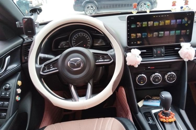 Used Mazda CX-4 2021 2.0L Automatic Two-Wheel Drive Blue Sky Dynamic Edition Steering Wheel