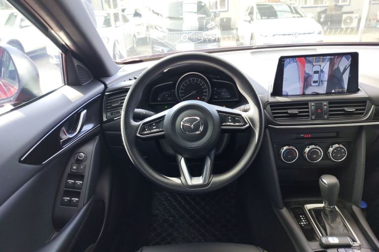 Used Mazda CX-4 2021 2.0L Automatic Two-Wheel Drive Blue Sky Dynamic Edition Steering Wheel
