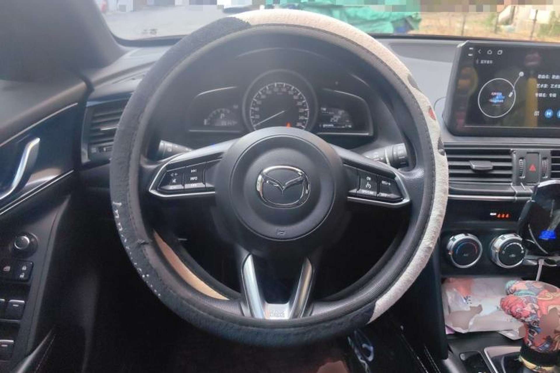 Used Mazda CX-4 2021 2.0L Automatic Two-Wheel Drive Blue Sky Dynamic Edition Steering Wheel