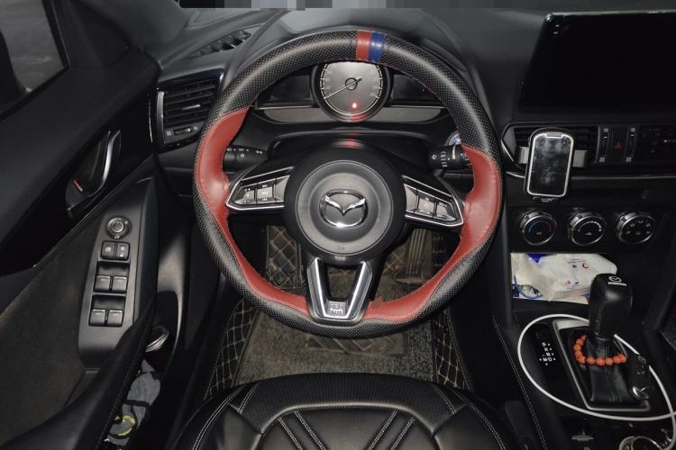 Used Mazda CX-4 2021 2.0L Automatic Two-Wheel Drive Blue Sky Dynamic Edition Steering Wheel