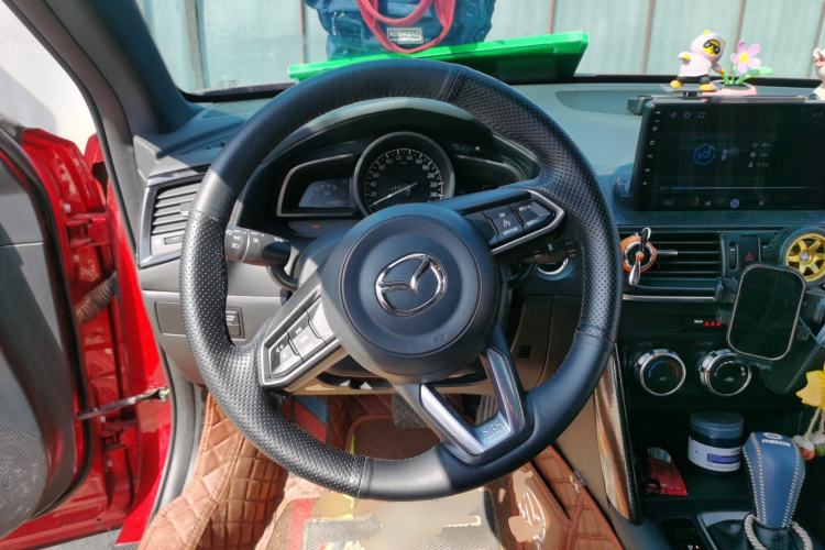 Used Mazda CX-4 2021 2.0L Automatic Two-Wheel Drive Blue Sky Dynamic Edition Steering Wheel