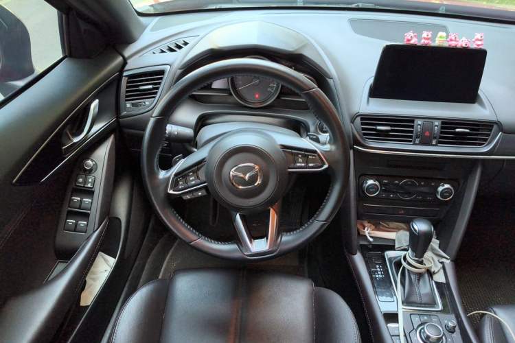 Used Mazda CX-4 2021 2.5L Automatic 2WD Sky-Drive Fun Edition Steering Wheel