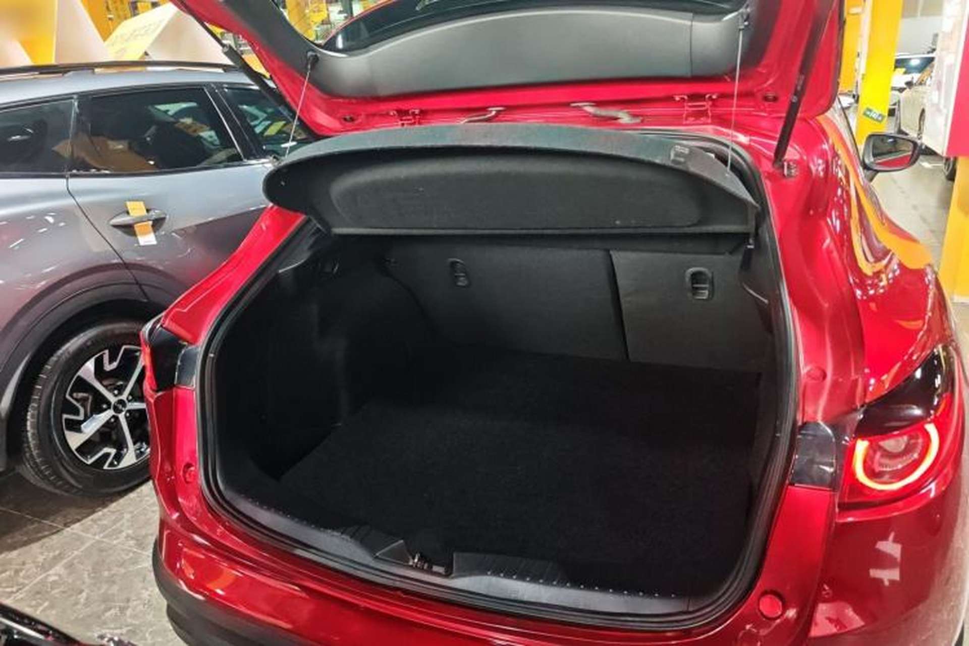 Used Mazda CX-4 2021 2.0L Automatic Two-Wheel Drive Blue Sky Dynamic Edition Trunk