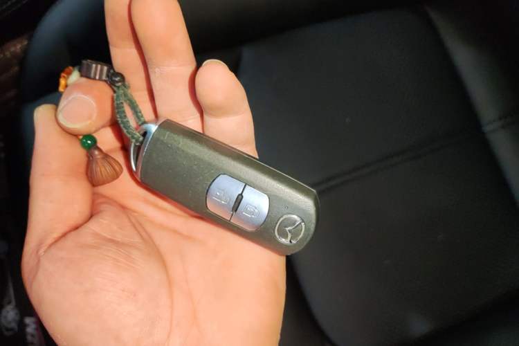 Used Mazda CX-4 2021 2.0L Automatic Two-Wheel Drive Blue Sky Dynamic Edition Vehicle Key