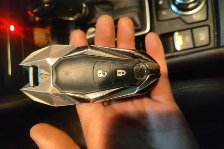 Used Mazda CX-4 2021 2.5L Automatic All-Wheel Drive Blue Sky Passion Edition Vehicle Key