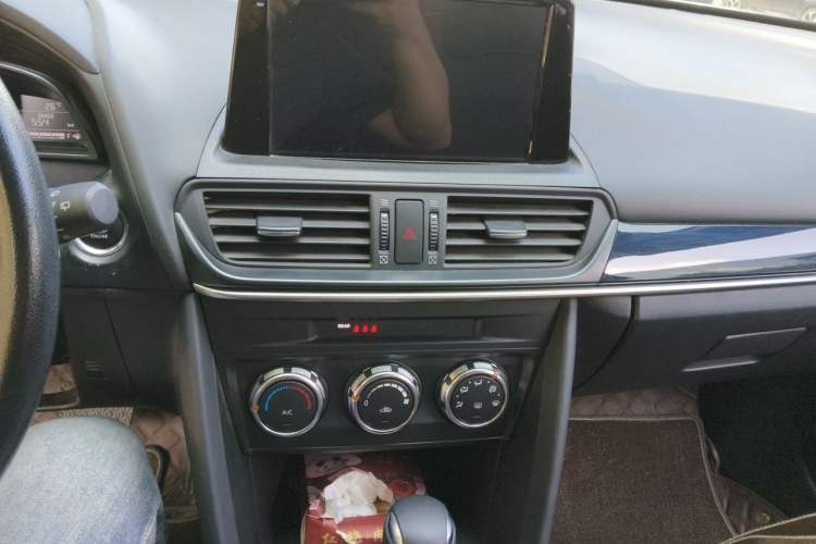 Used Mazda CX-4 2021 2.0L Automatic Two-Wheel Drive Blue Sky Dynamic Edition Audio And AC Panel