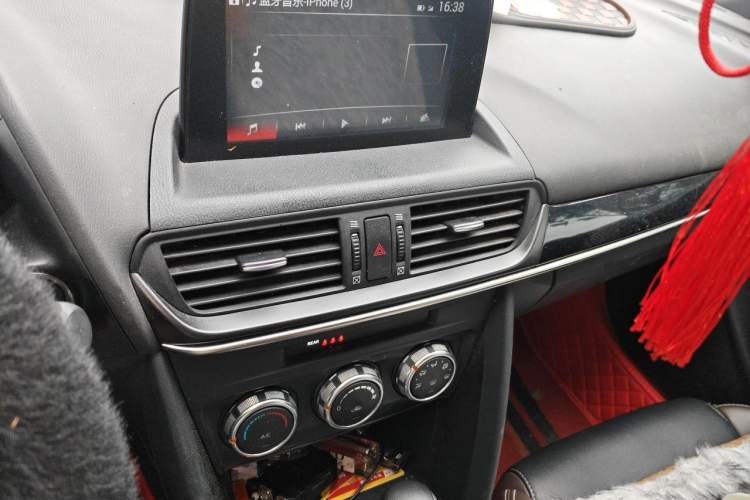 Used Mazda CX-4 2021 2.0L Automatic Two-Wheel Drive Blue Sky Dynamic Edition Audio And AC Panel