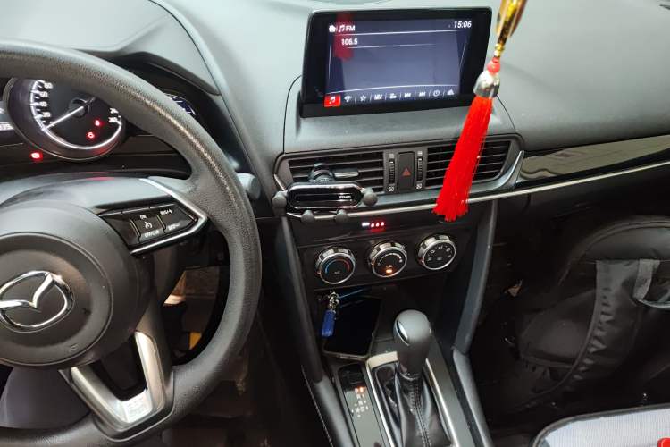 Used Mazda CX-4 2021 2.0L Automatic Two-Wheel Drive Blue Sky Dynamic Edition Audio And AC Panel