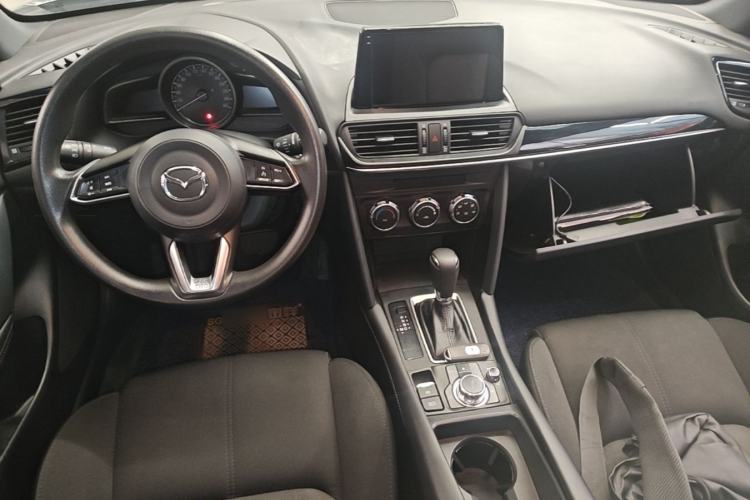 Used Mazda CX-4 2021 2.0L Automatic Two-Wheel Drive Blue Sky Dynamic Edition Center Console