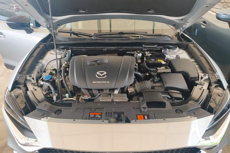 Used Mazda CX-4 2021 2.0L Automatic Two-Wheel Drive Blue Sky Dynamic Edition Engine Bay