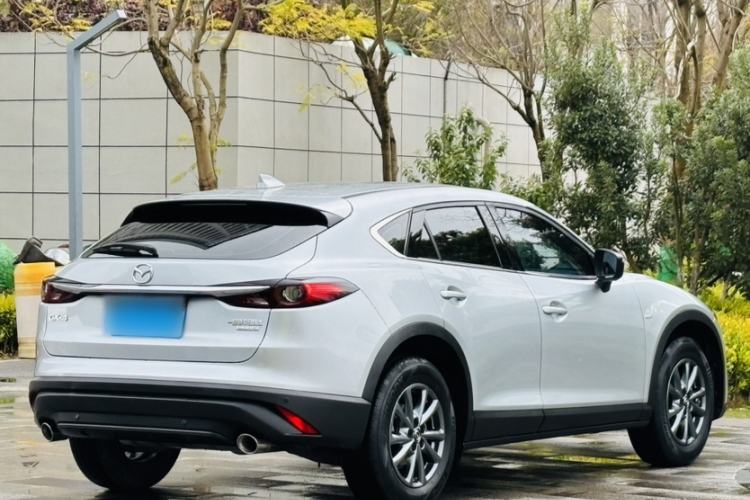 Used Mazda CX-4 2021 2.0L Automatic Two-Wheel Drive Blue Sky Dynamic Edition Exterior 1