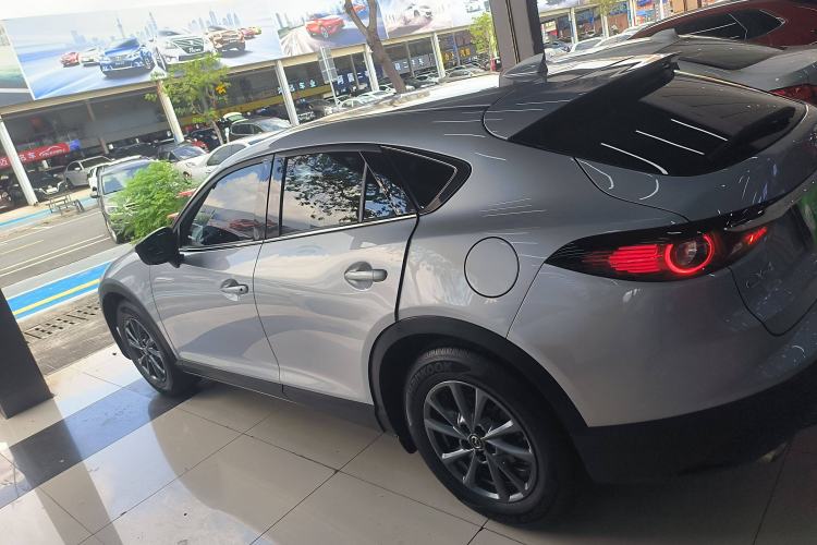 Used Mazda CX-4 2021 2.0L Automatic Two-Wheel Drive Blue Sky Dynamic Edition Exterior 3