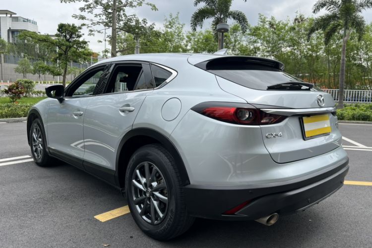 Used Mazda CX-4 2021 2.0L Automatic Two-Wheel Drive Blue Sky Dynamic Edition Exterior 4
