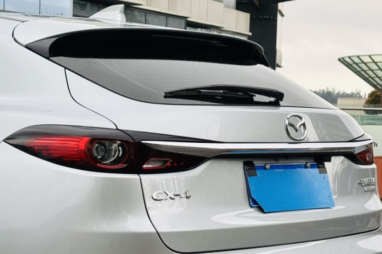 Used Mazda CX-4 2021 2.0L Automatic Two-Wheel Drive Blue Sky Dynamic Edition Exterior 6