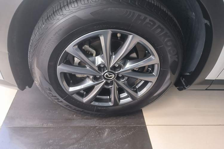Used Mazda CX-4 2021 2.0L Automatic Two-Wheel Drive Blue Sky Dynamic Edition Exterior 7