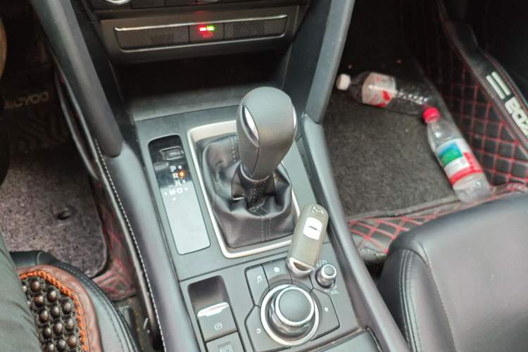 Used Mazda CX-4 2021 2.0L Automatic Two-Wheel Drive Blue Sky Exploration Edition Gear Lever
